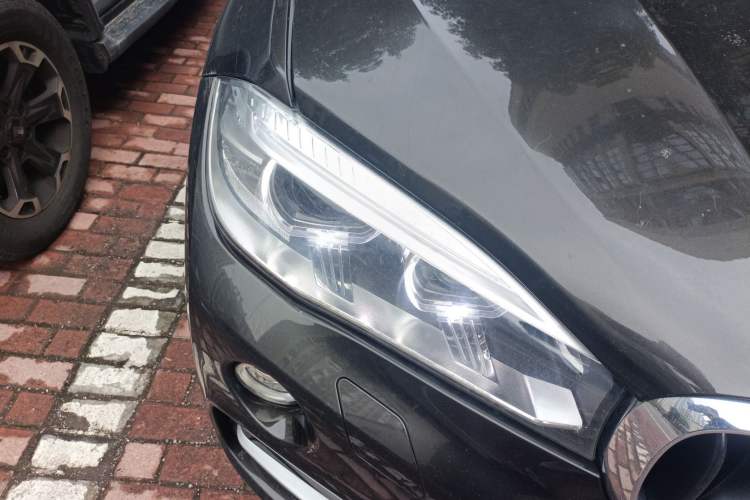 Used BMW X6 2015 xDrive28i Right Front Headlight