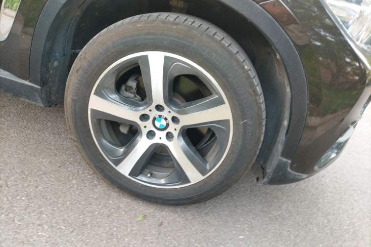 Used BMW X6 2015 xDrive35i Luxury Edition Right Front Wheel Hub