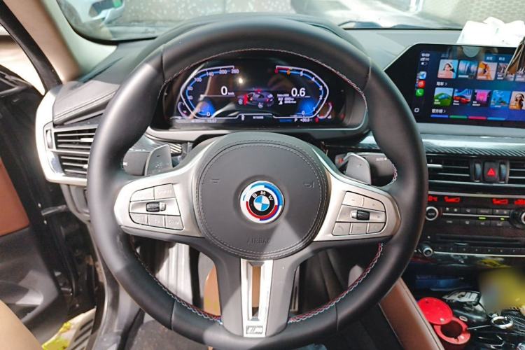 Used BMW X6 2015 xDrive35i Luxury Edition Steering Wheel