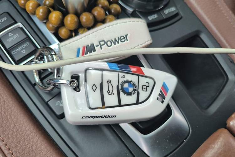 Used BMW X6 2015 xDrive35i Luxury Edition Vehicle Key