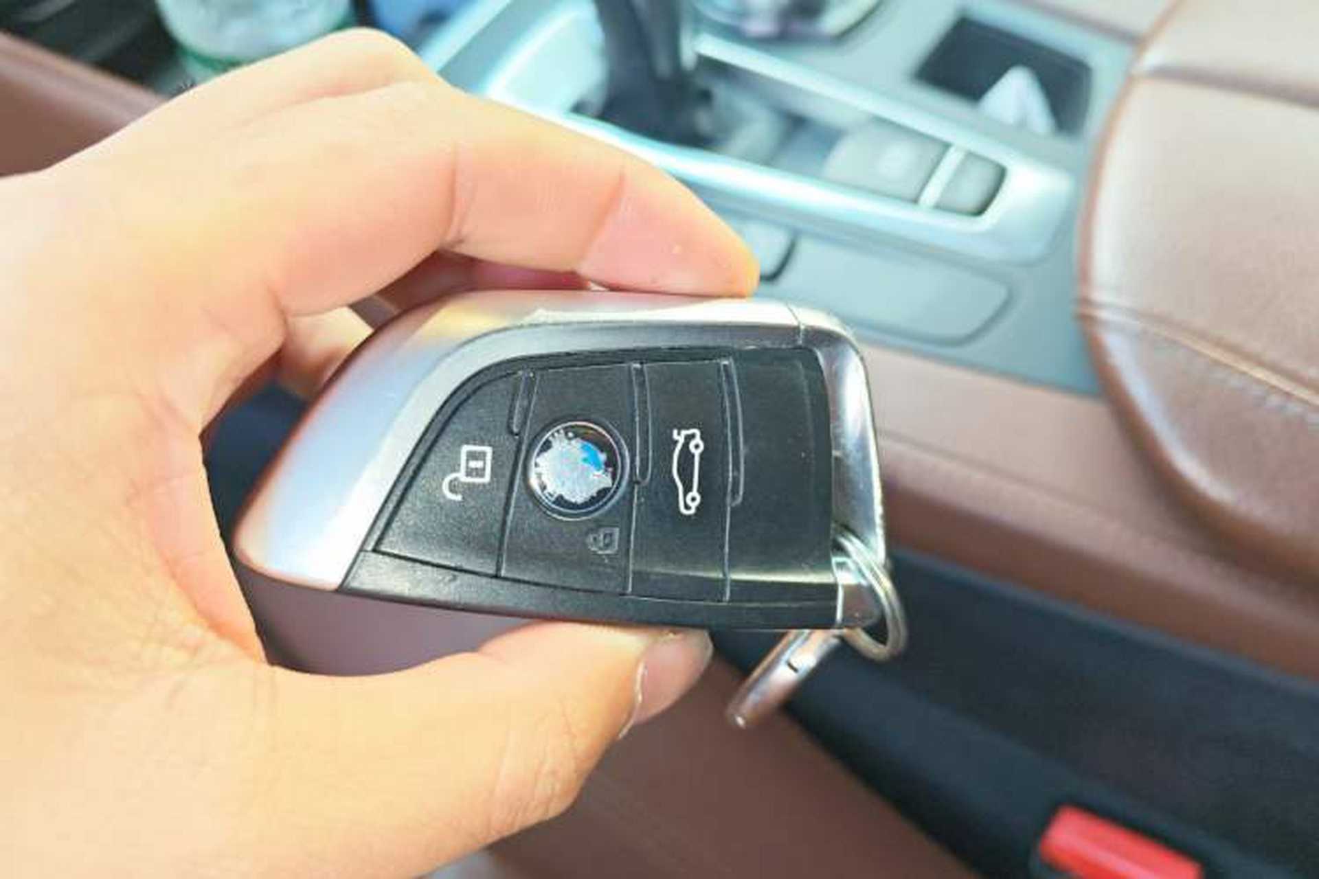 Used BMW X6 2015 xDrive35i Luxury Edition Vehicle Key
