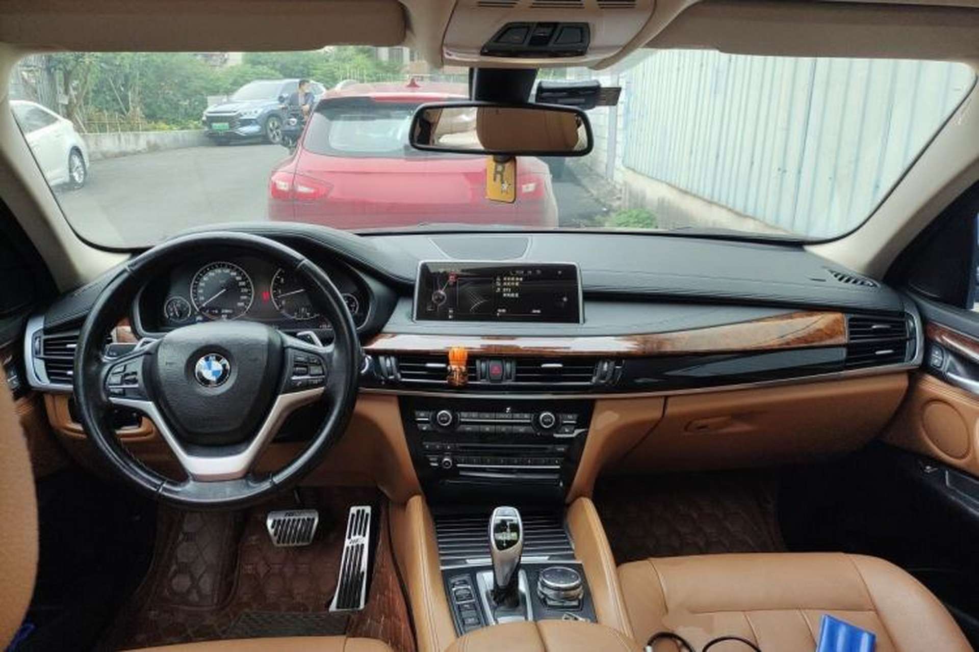 Used BMW X6 2015 xDrive35i Leading Model Center Console