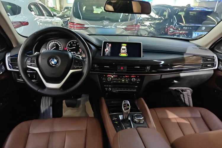 Used BMW X6 2015 xDrive35i Luxury Edition Center Console