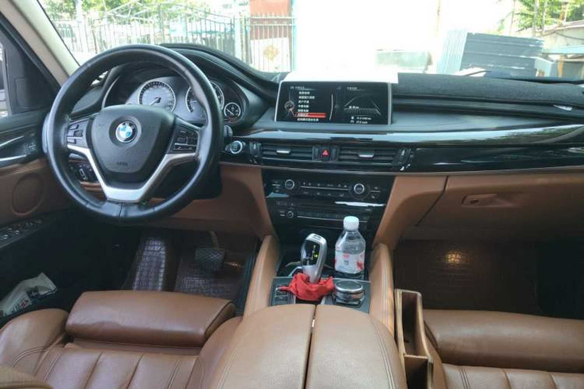 Used BMW X6 2015 xDrive28i Center Console
