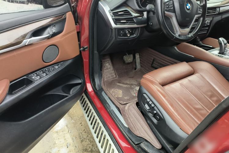 Used BMW X6 2015 xDrive35i Luxury Edition Driver Seat