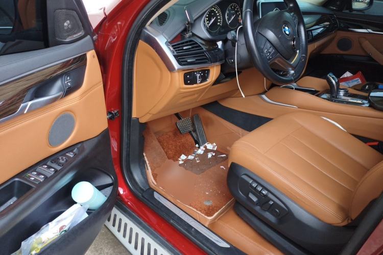 Used BMW X6 2015 xDrive35i Luxury Edition Driver Seat