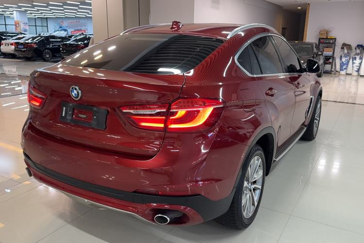 Used BMW X6 2015 xDrive35i Leading Model Exterior 3