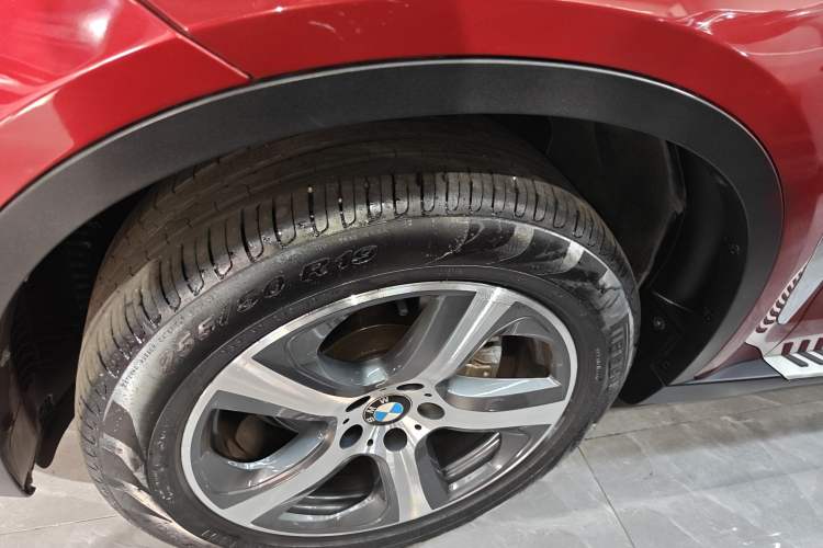 Used BMW X6 2015 xDrive35i Luxury Edition Exterior 4