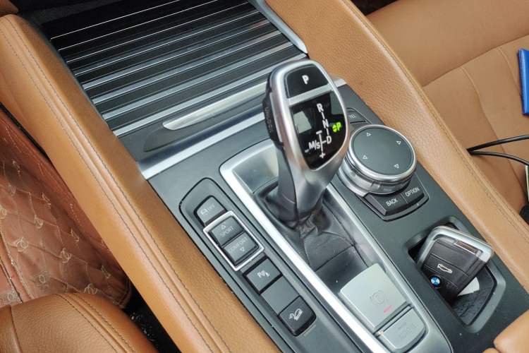 Used BMW X6 2015 xDrive35i Leading Model Gear Lever