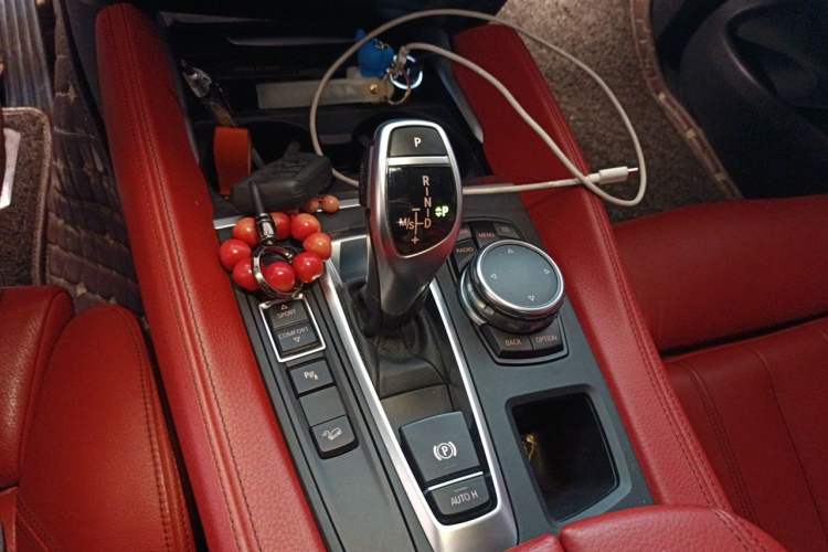 Used BMW X6  Gear Lever