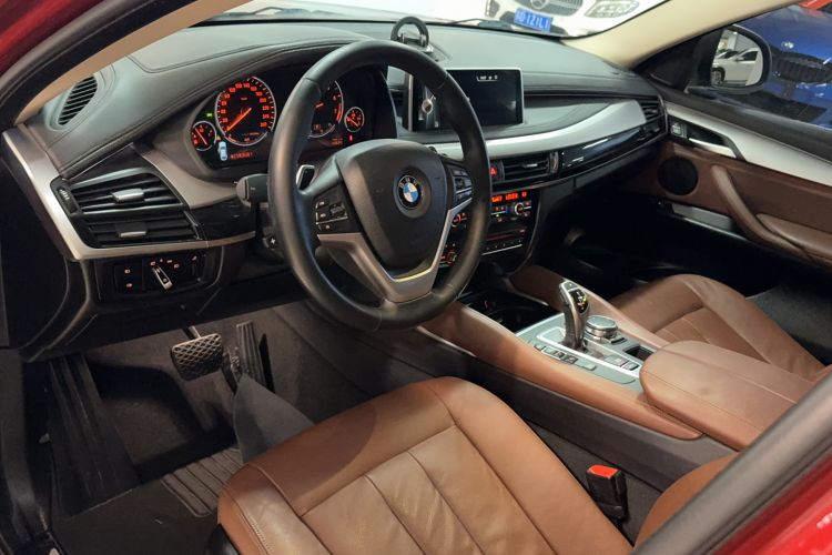 Used BMW X6 2015 xDrive35i Leading Model Interior 3