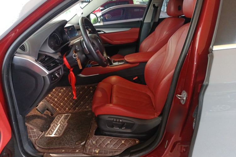 Used BMW X6  Left Front Seat