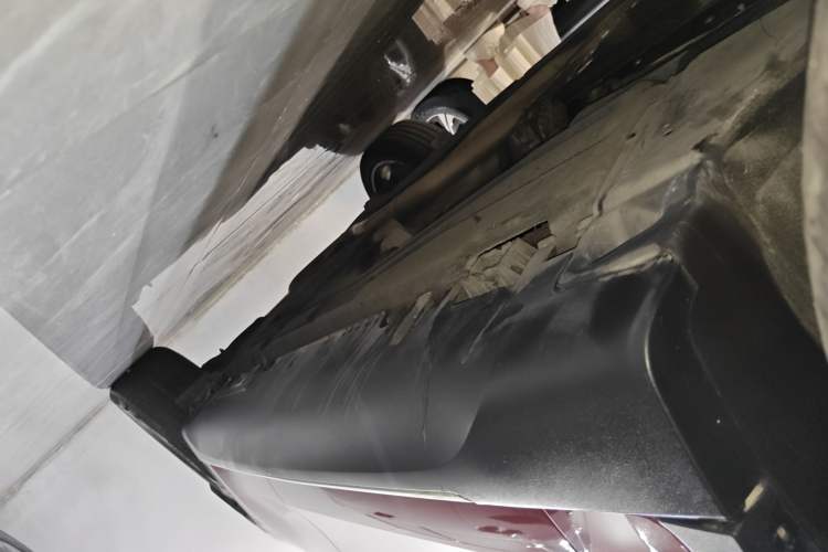 Used BMW X6 2015 xDrive35i Luxury Edition Left Side Sill