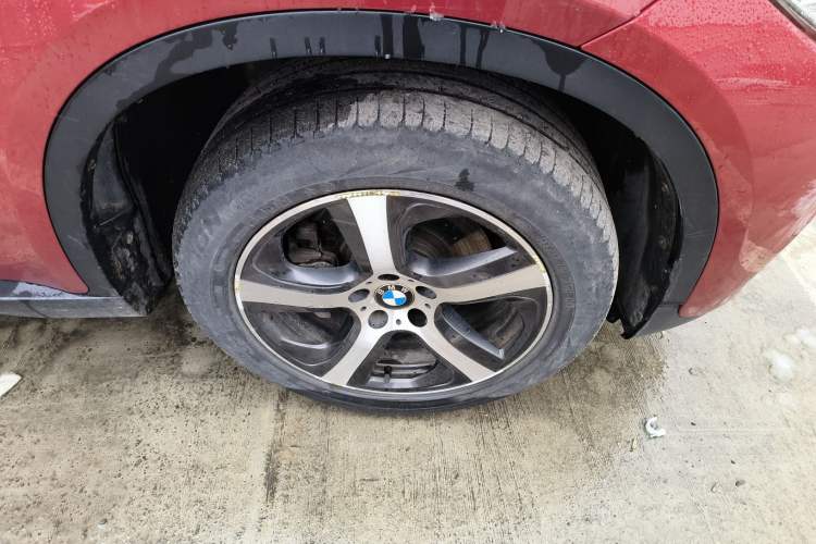 Used BMW X6 2015 xDrive35i Luxury Edition Right Front Wheel Hub