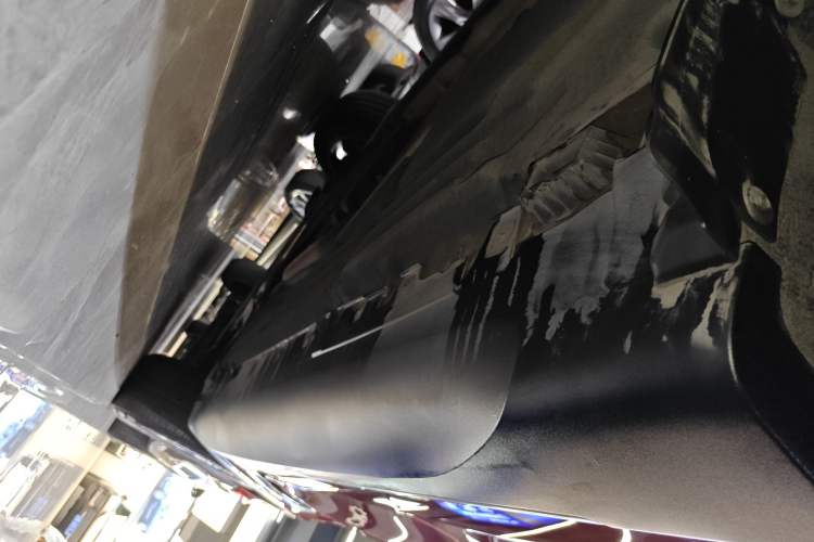 Used BMW X6 2015 xDrive35i Luxury Edition Right Side Sill