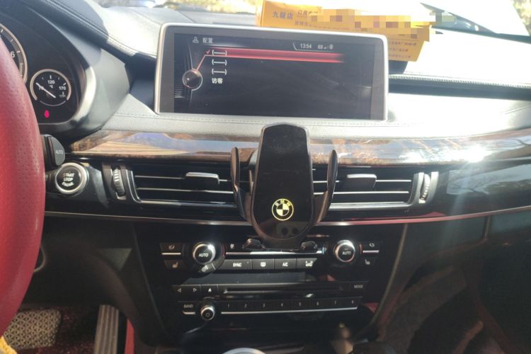 Used BMW X6 2015 xDrive28i Audio And AC Panel