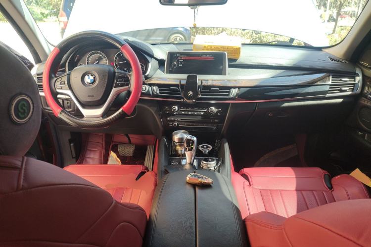 Used BMW X6 2015 xDrive28i Center Console