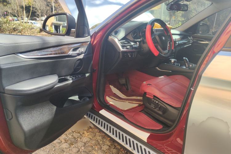 Used BMW X6 2015 xDrive28i Driver Seat