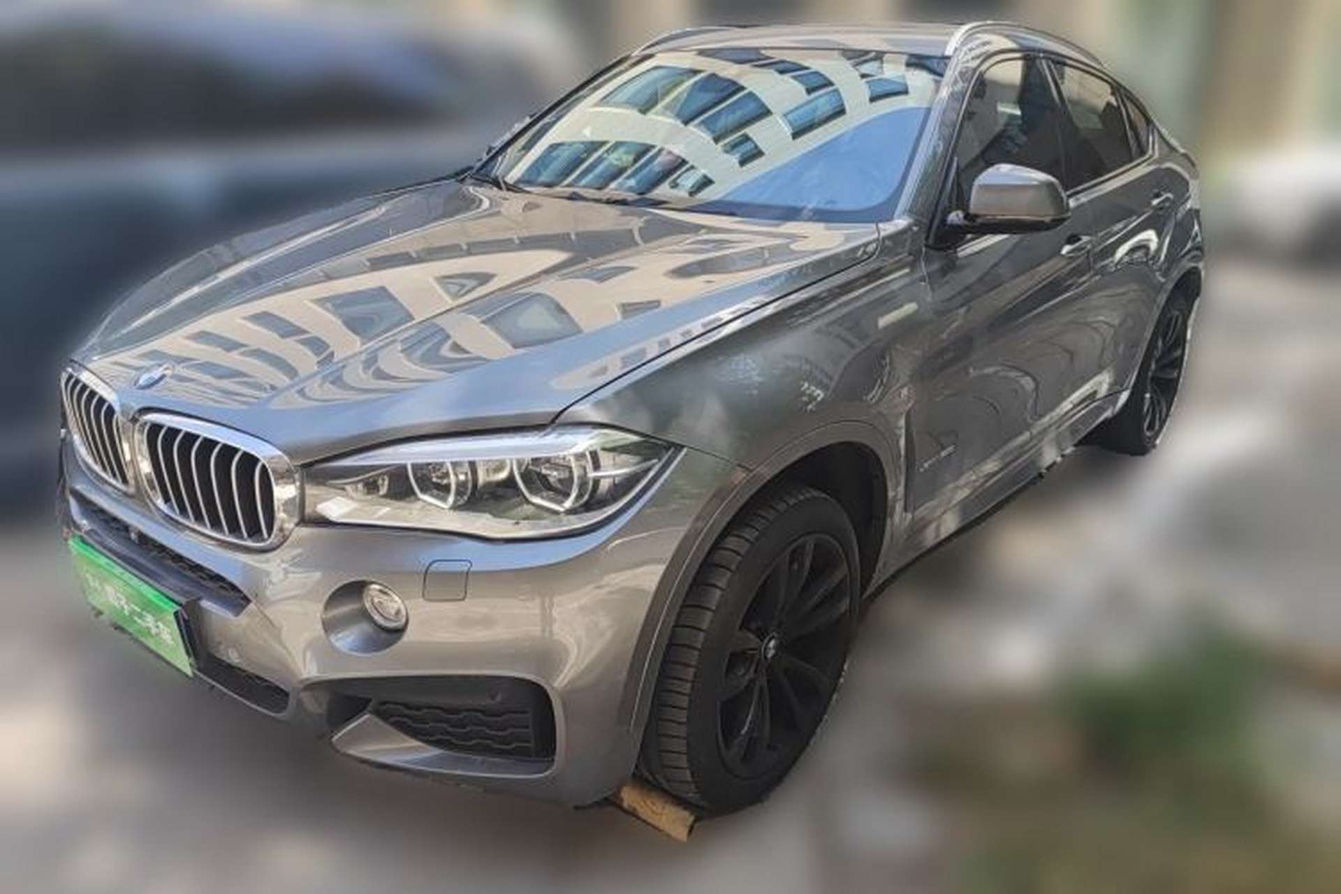 Used BMW X6 2015 xDrive50i M Sport model Front Left 45 Deg