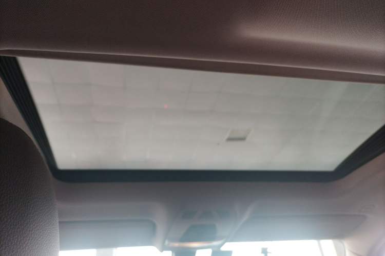 Used BMW X6 2015 xDrive35i Leading Model Headliner