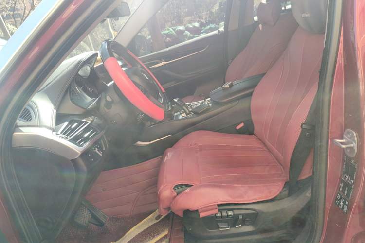 Used BMW X6 2015 xDrive28i Left Front Seat