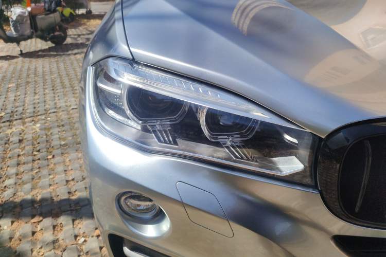 Used BMW X6 2015 xDrive28i Right Front Headlight