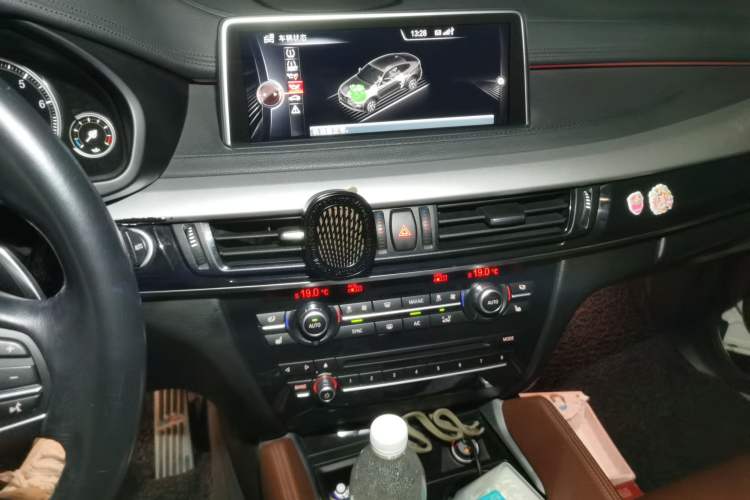 Used BMW X6 2015 xDrive35i Leading Model Audio And AC Panel