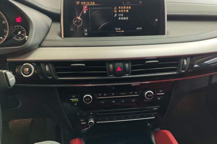 Used BMW X6 2015 xDrive35i Leading Model Audio And AC Panel
