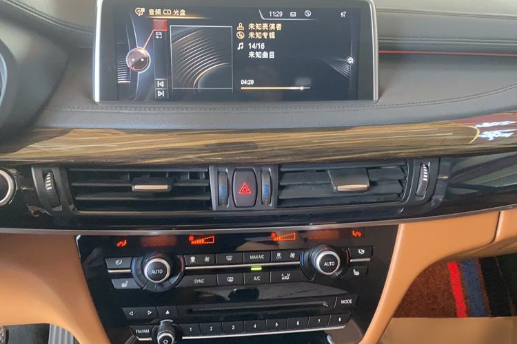 Used BMW X6 2015 xDrive35i Leading Model Audio And AC Panel