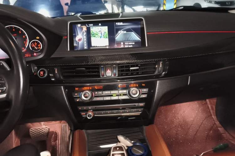 Used BMW X6 2015 xDrive35i Leading Model Audio And AC Panel