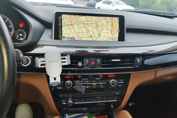 Used BMW X6 2015 xDrive35i Luxury Edition Audio And AC Panel