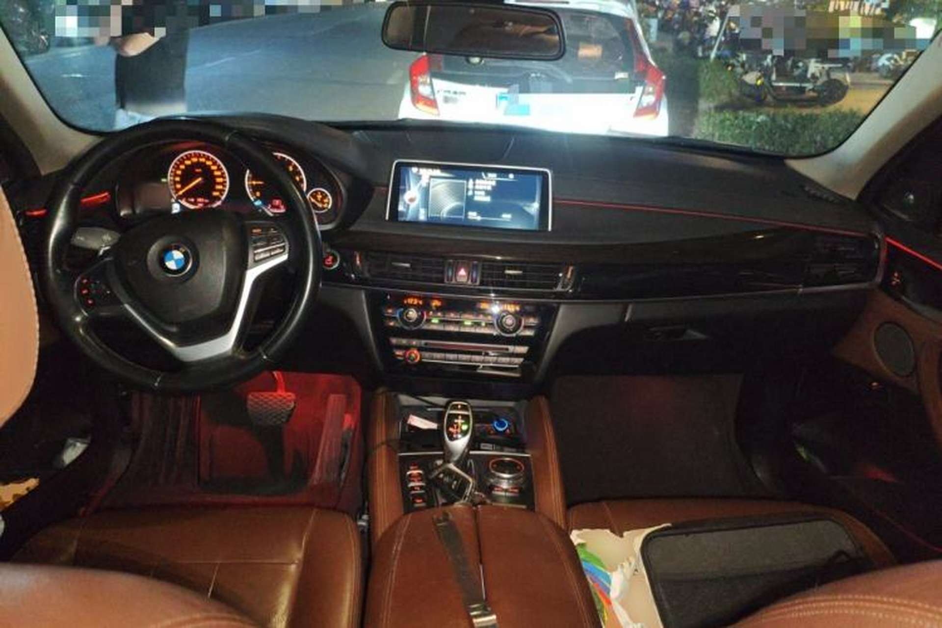 Used BMW X6 2015 xDrive35i Luxury Edition Center Console