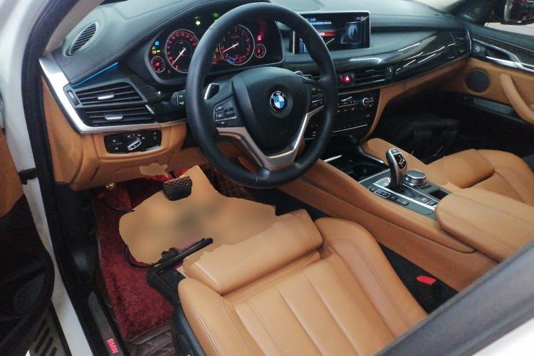 Used BMW X6 2015 xDrive35i Leading Model Center Console