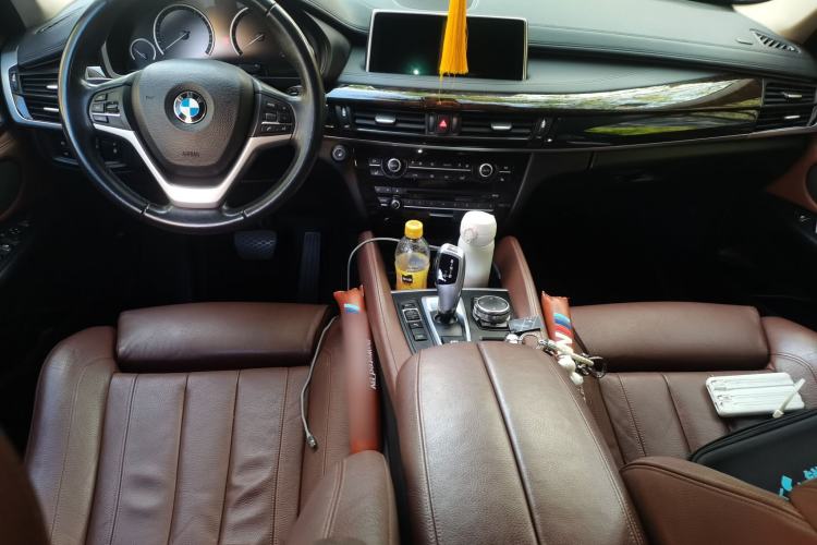 Used BMW X6 2015 xDrive28i Center Console