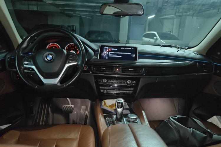 Used BMW X6 2015 xDrive35i Luxury Edition Center Console