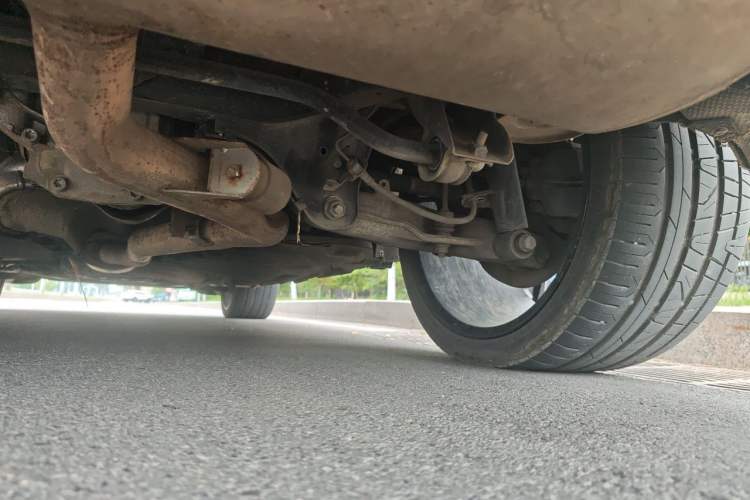 Used BMW X6 2015 xDrive28i Chassis Front Left
