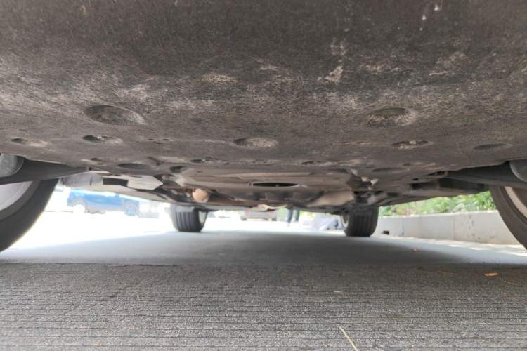Used BMW X6 2015 xDrive28i Chassis Front