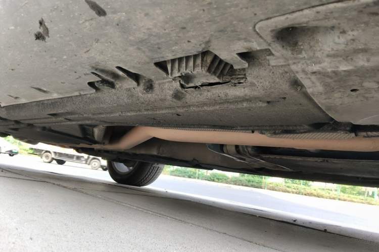 Used BMW X6  Chassis Front Right