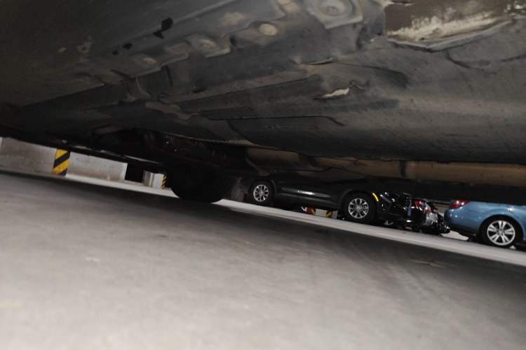 Used BMW X6 2015 xDrive28i Chassis Rear Left