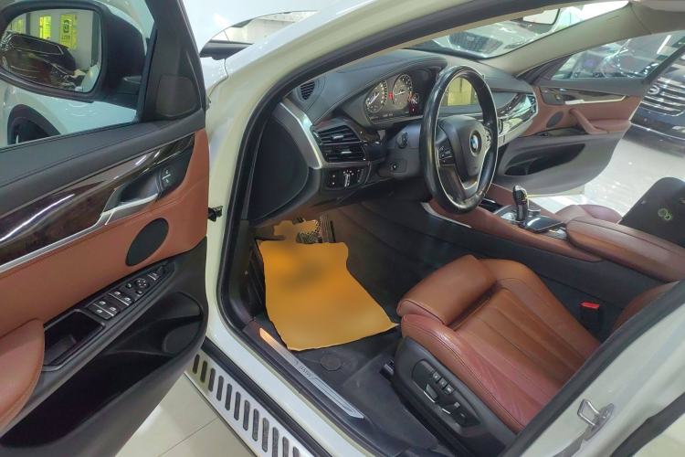 Used BMW X6 2015 xDrive28i Driver Seat