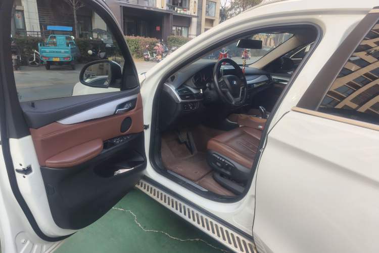 Used BMW X6 2015 xDrive35i Leading Model Driver Seat