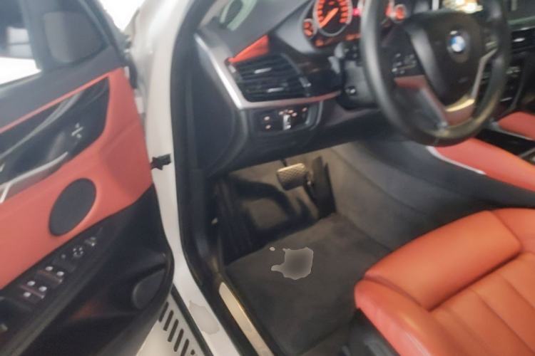Used BMW X6 2015 xDrive28i Driver Seat