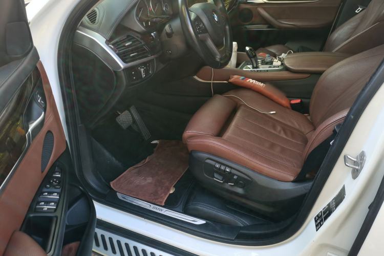 Used BMW X6 2015 xDrive28i Driver Seat
