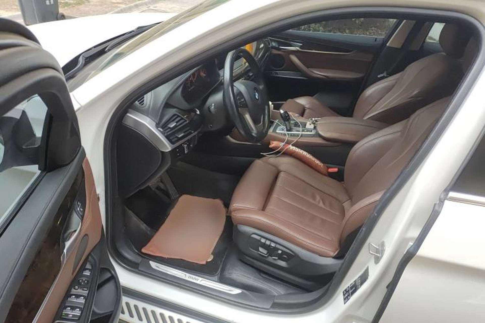 Used BMW X6 2015 xDrive28i Driver Seat