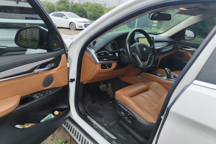 Used BMW X6 2015 xDrive35i Luxury Edition Driver Seat