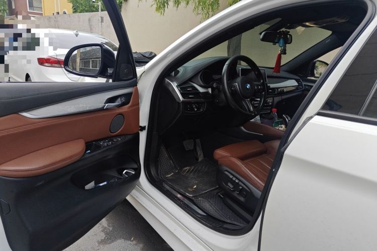 Used BMW X6 2015 xDrive35i Luxury Edition Driver Seat