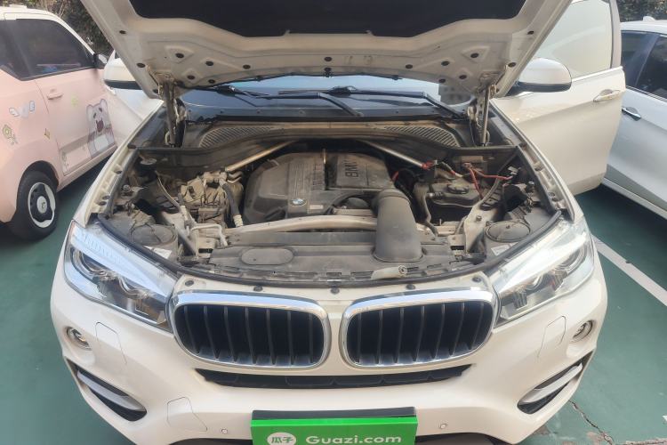 Used BMW X6 2015 xDrive35i Leading Model Engine Bay