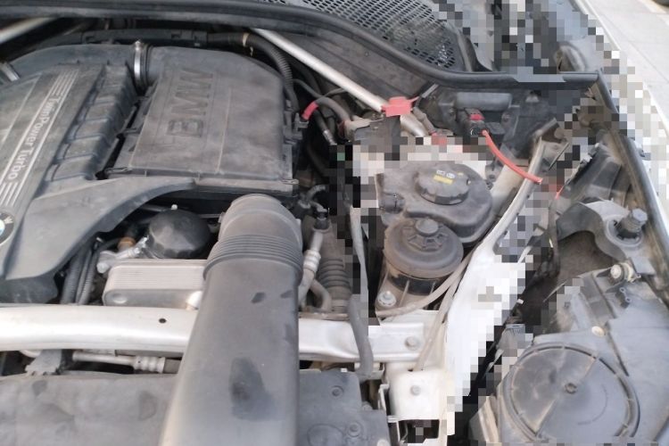 Used BMW X6 2015 xDrive35i Luxury Edition Engine Bay Left