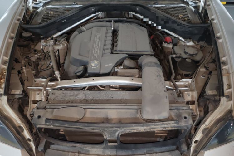 Used BMW X6 2015 xDrive35i Leading Model Engine Bay