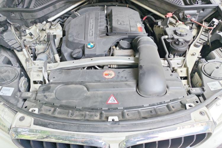 Used BMW X6 2015 xDrive35i Leading Model Engine Bay